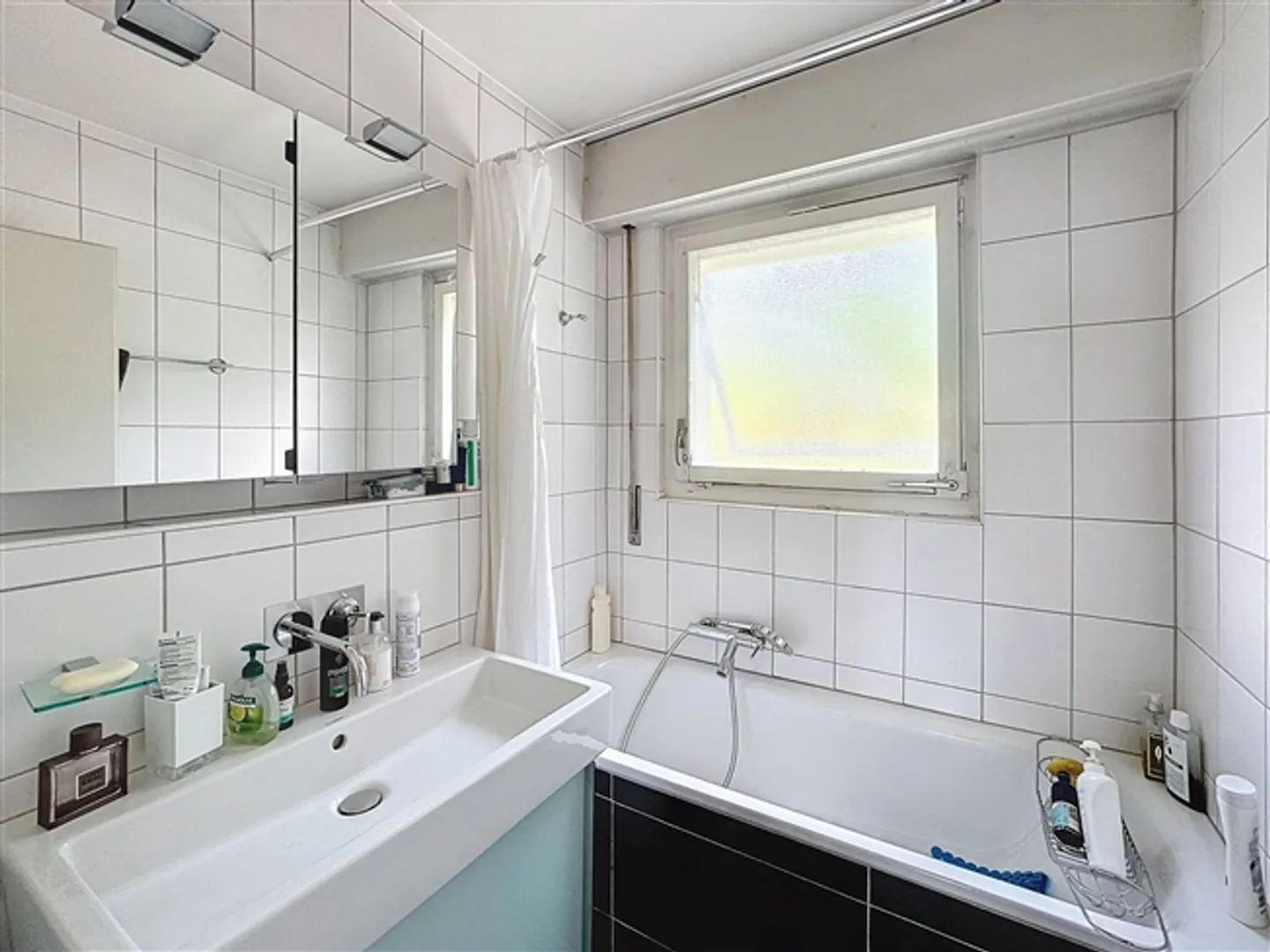«3.5-Zimmer-Wohnung mit herrlichem Seeblick» - Foto 6 von 9