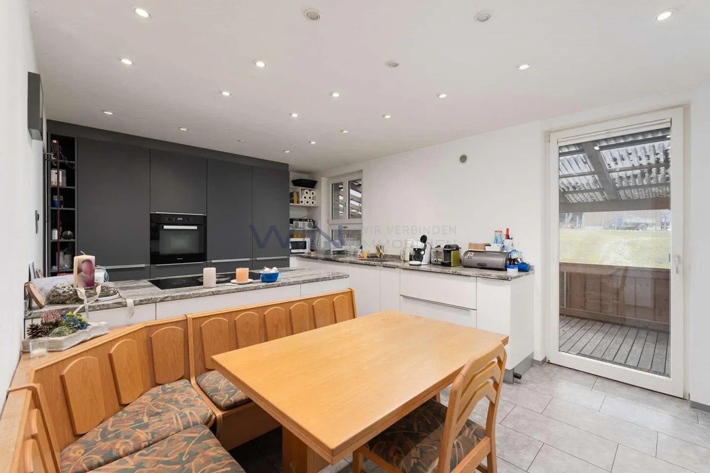 Charmantes Bauernhaus mit Pferdeeinstellplätzen - Foto 4 von 13