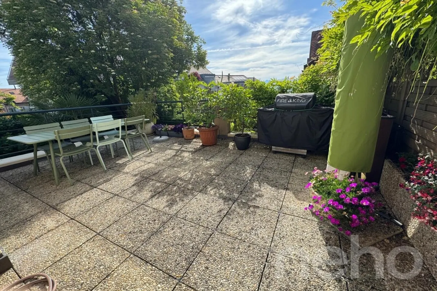 Casa d'Angolo Incantevole con Vista Lago - Foto 3 di 13