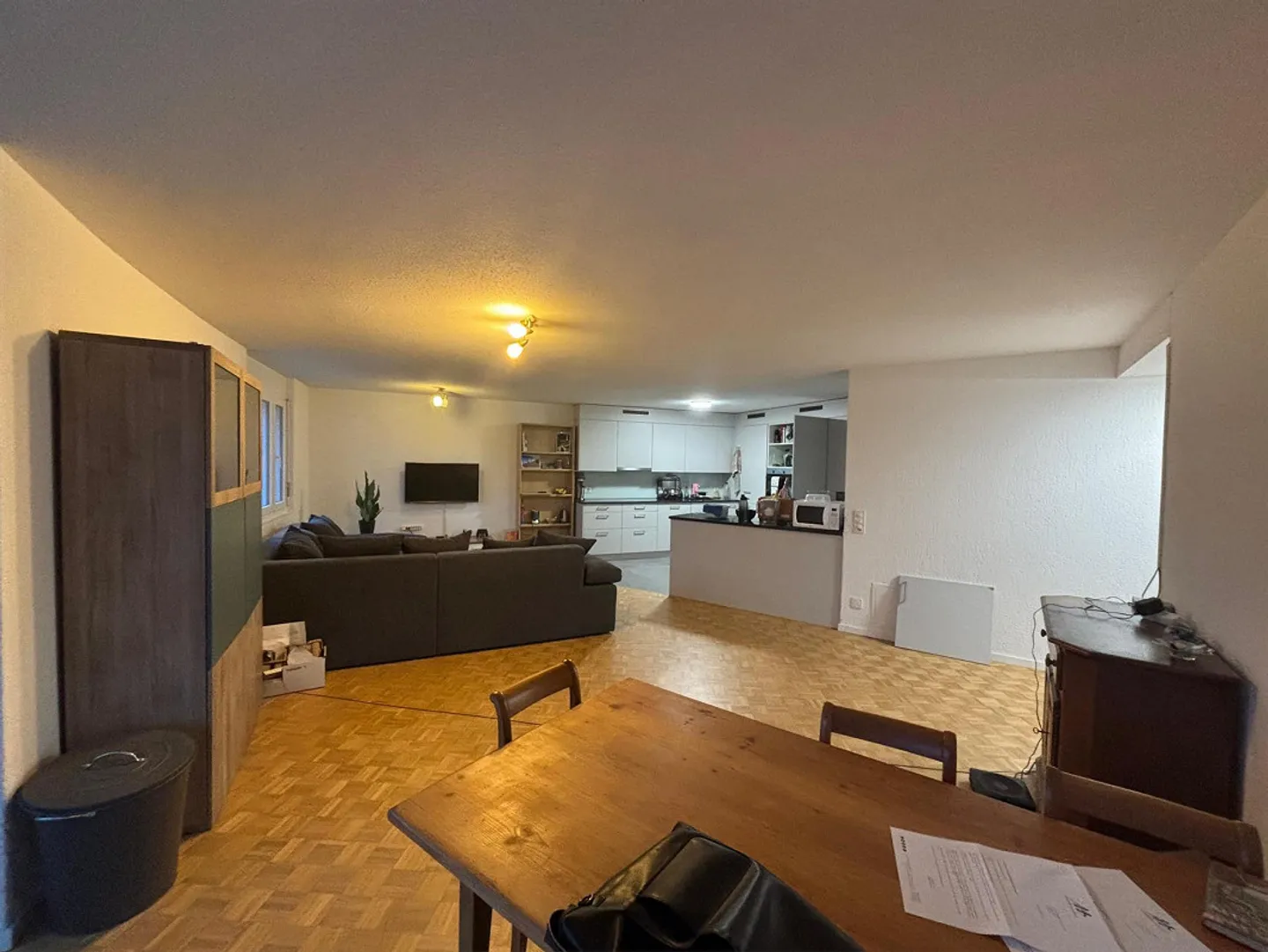 Modern 4.5-room apartment / Superb 4.5 modern rooms - Photo 4 of 13