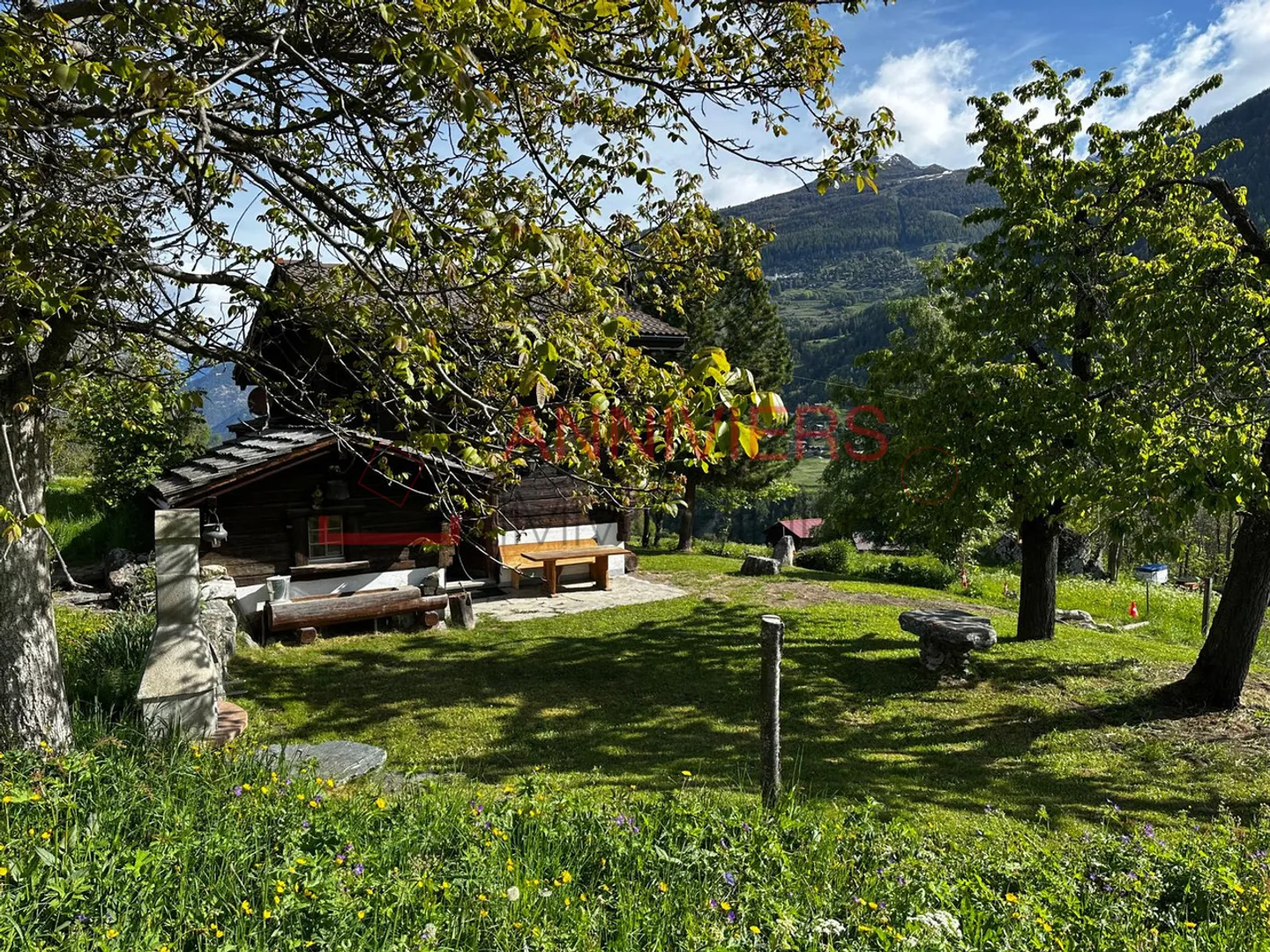Chalet with Character in the Heart of Val d'Anniviers - Photo 17 of 25