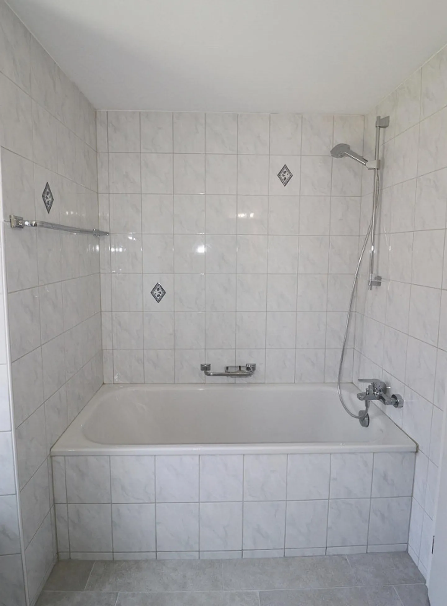 First occupancy after renovation centrally located in Ilanz - Photo 14 of 18