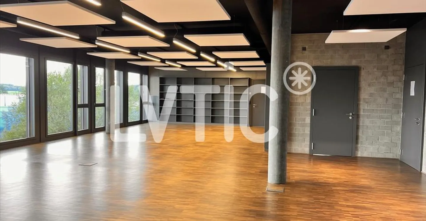 Commercial Space with Showroom - Photo 6 of 13