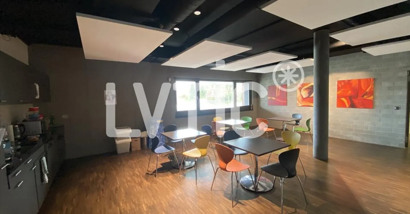 Commercial Space with Showroom - Photo 7 of 13