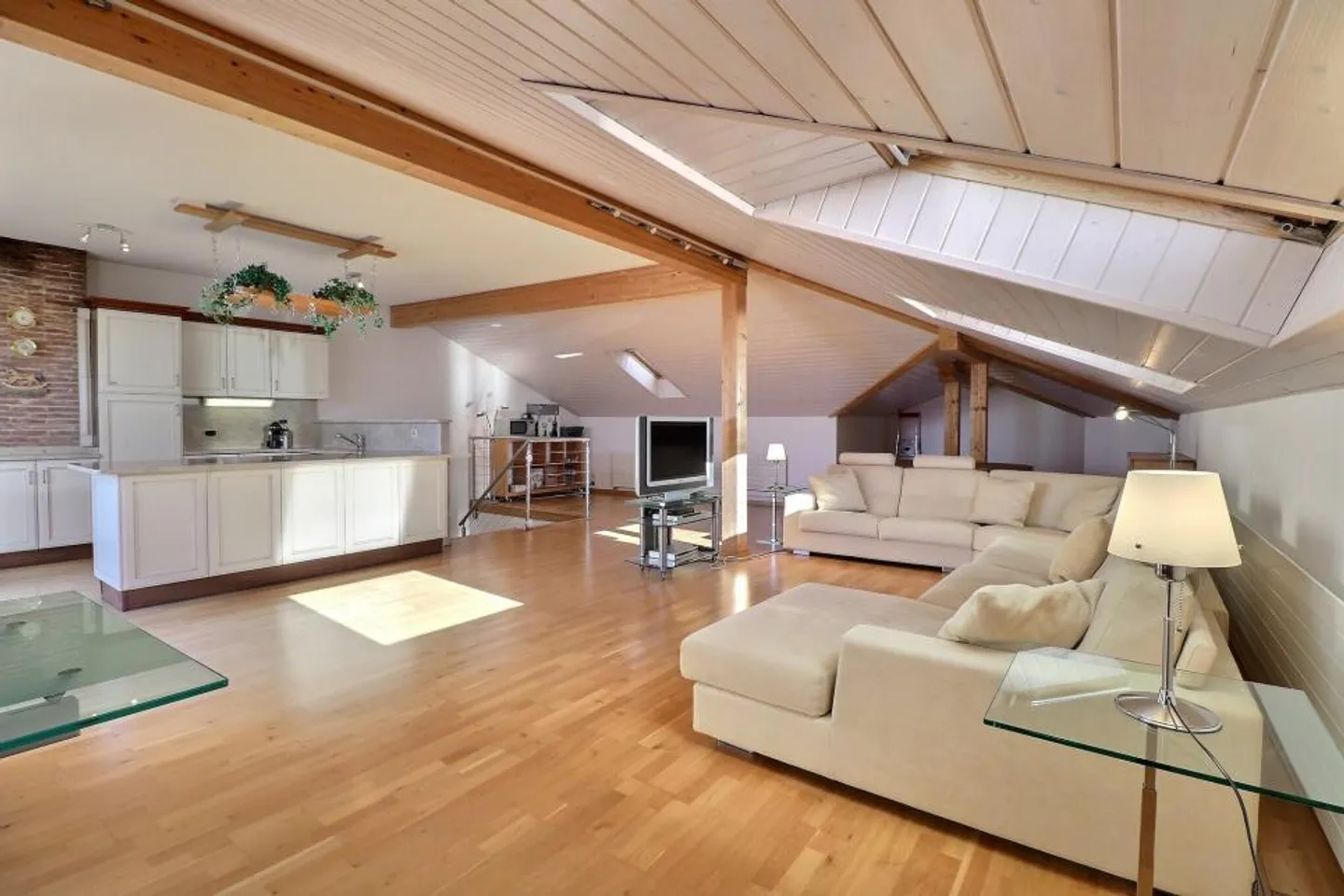 DUPLEX Unique in the Center with Panoramic View - Photo 3 of 13