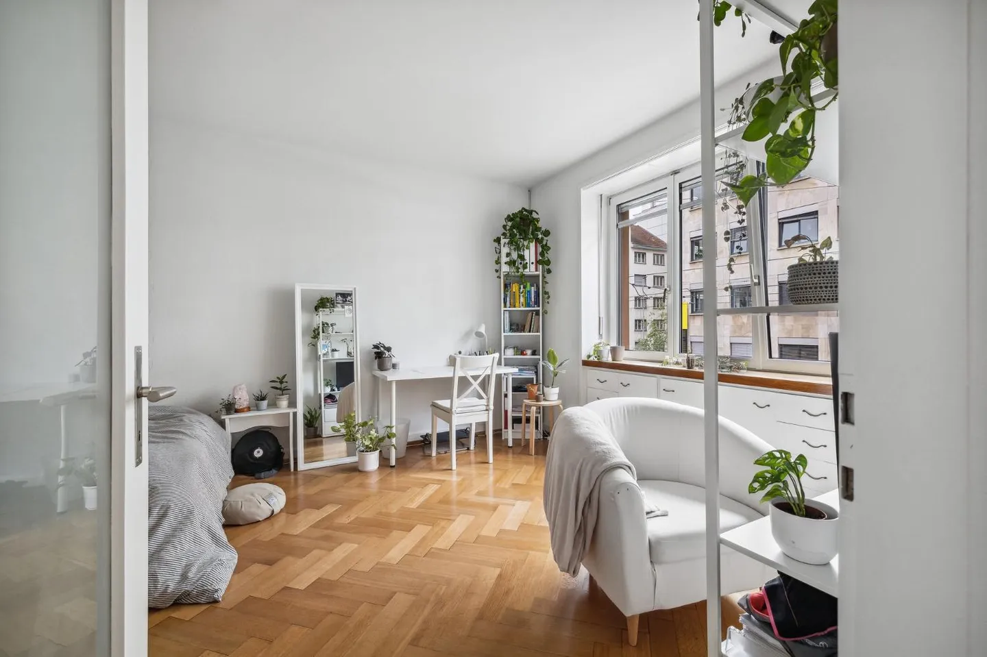 Appartement 3 pièces élégant et charmant dans un emplacement privilégié - Photo 5 sur 7