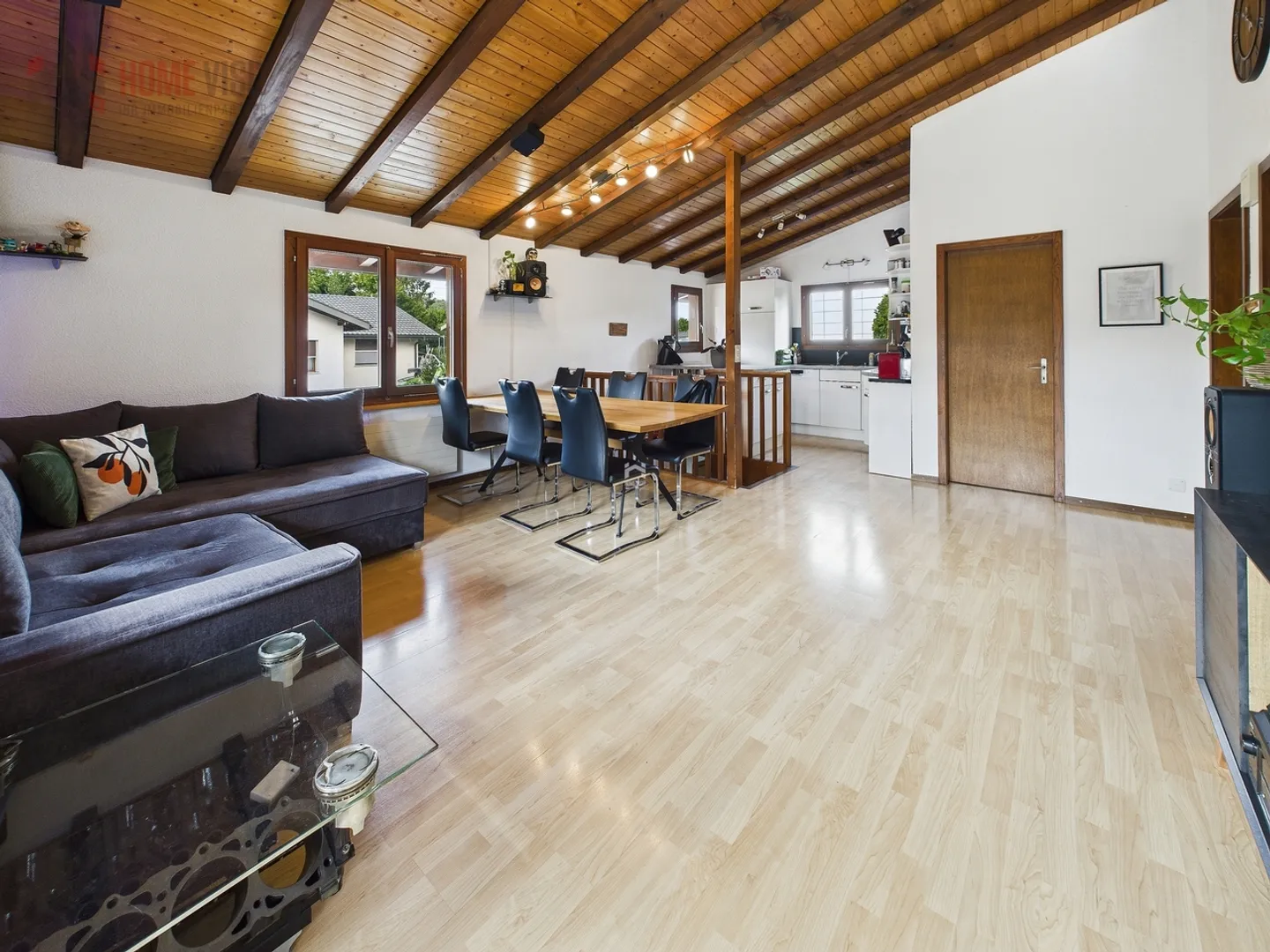 Casa unifamiliare con cuore - paradiso del giardino e potenziale di espansione a Safenwil - Foto 2 di 12
