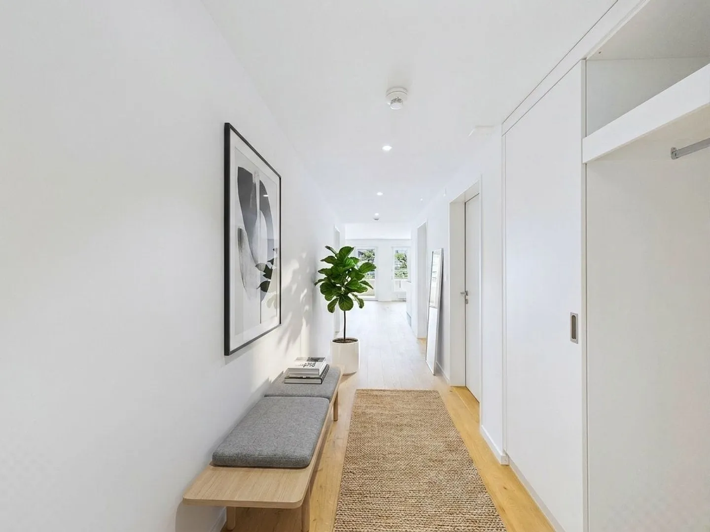 Modernes Apartment mit Seesicht - Foto 5 von 9