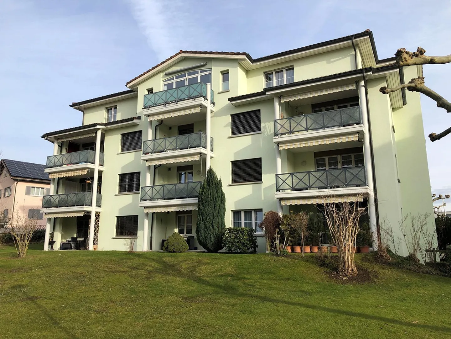 Charmante Wohnung mit Cheminée - Foto 2 von 5