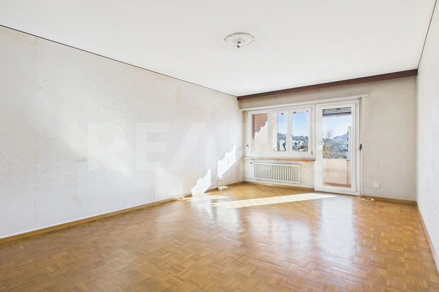 Vacallo - 3.5 Zimmer mit offener Aussicht - Foto 2 von 9