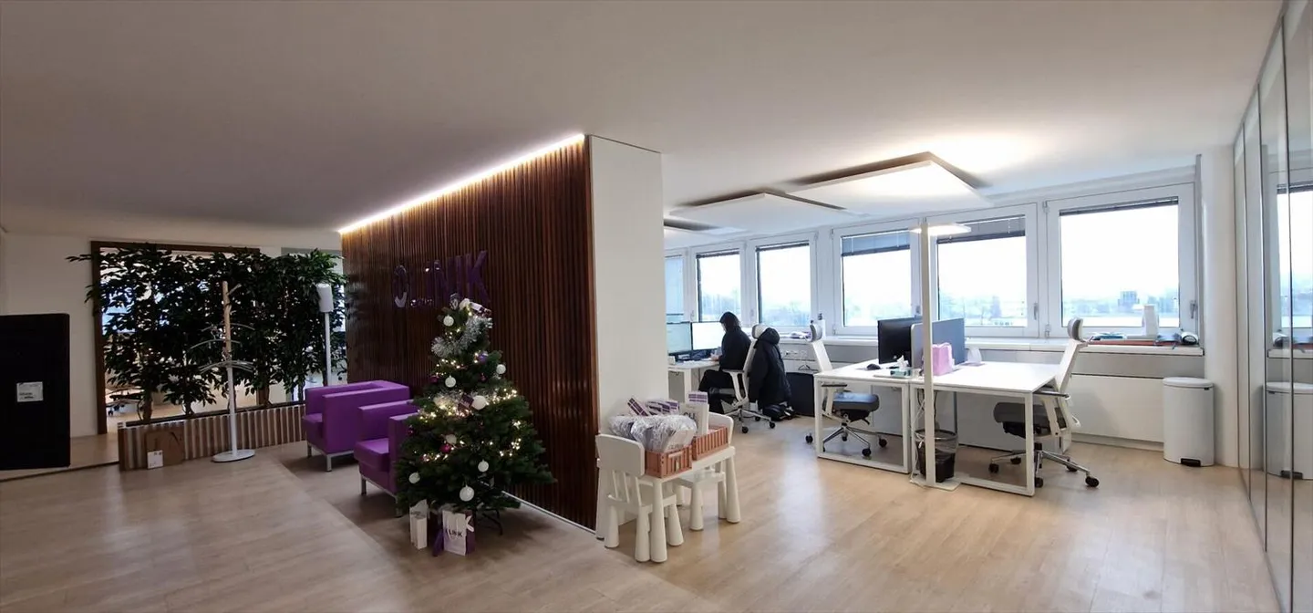 Geräumige und moderne Büros zur Miete in Bussigny - 230 m² - Foto 3 von 10