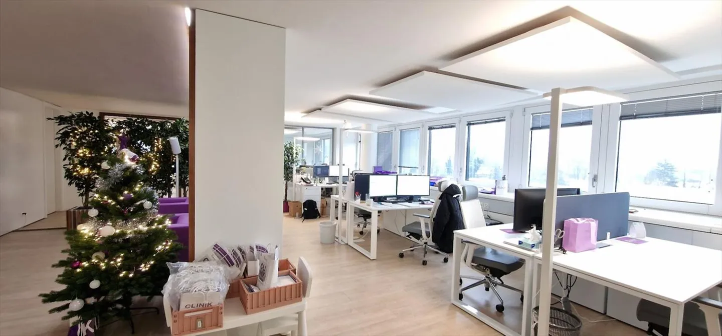Geräumige und moderne Büros zur Miete in Bussigny - 230 m² - Foto 4 von 10