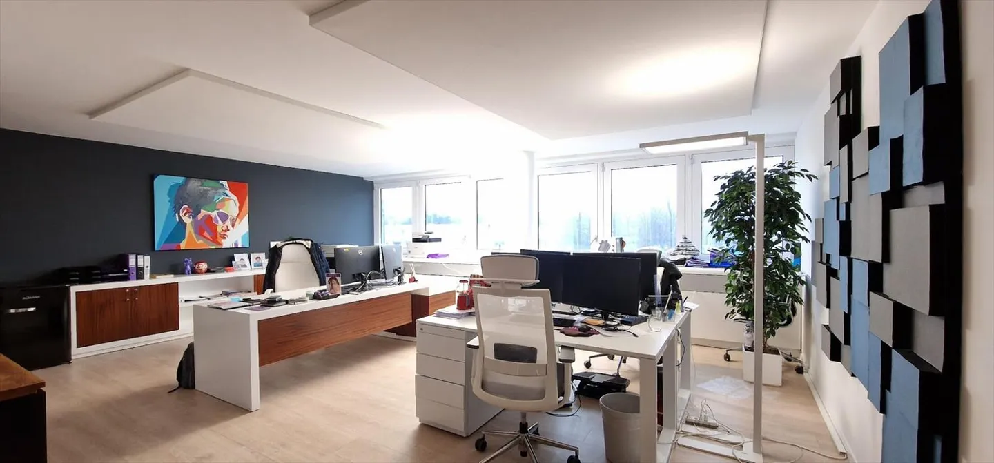 Geräumige und moderne Büros zur Miete in Bussigny - 230 m² - Foto 2 von 10