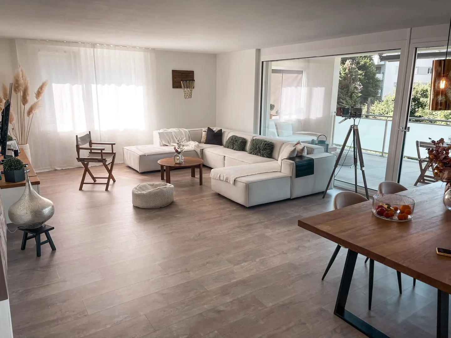 Appartement 4.5 pièces meublé avec balcon à Büren an der Aare - Photo 1 sur 10