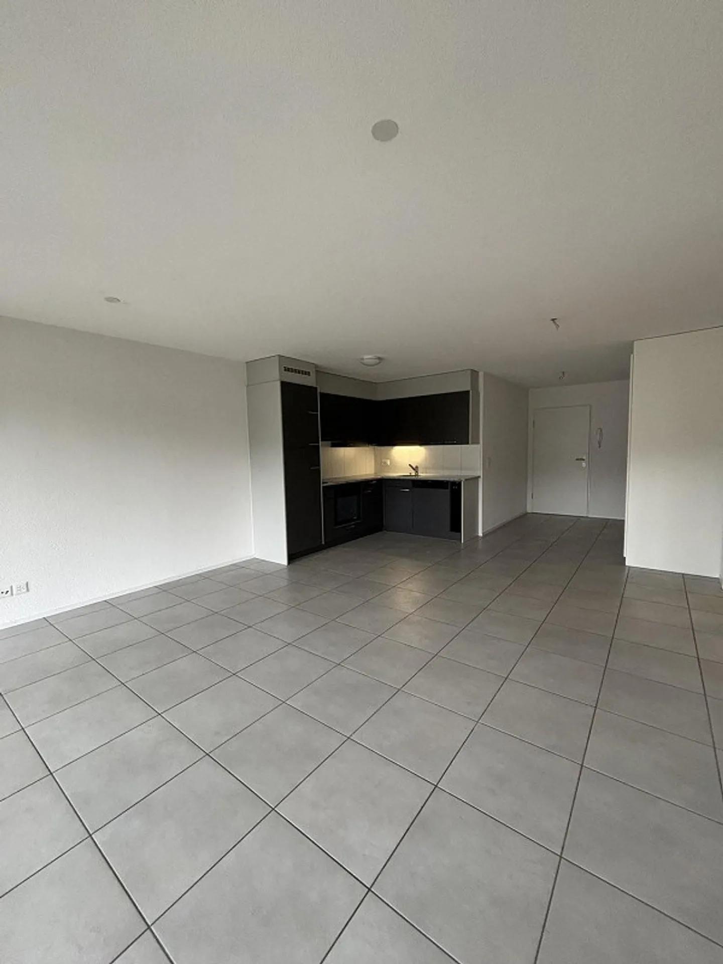 Charmante Wohnung in Pieterlen - Foto 3 von 10