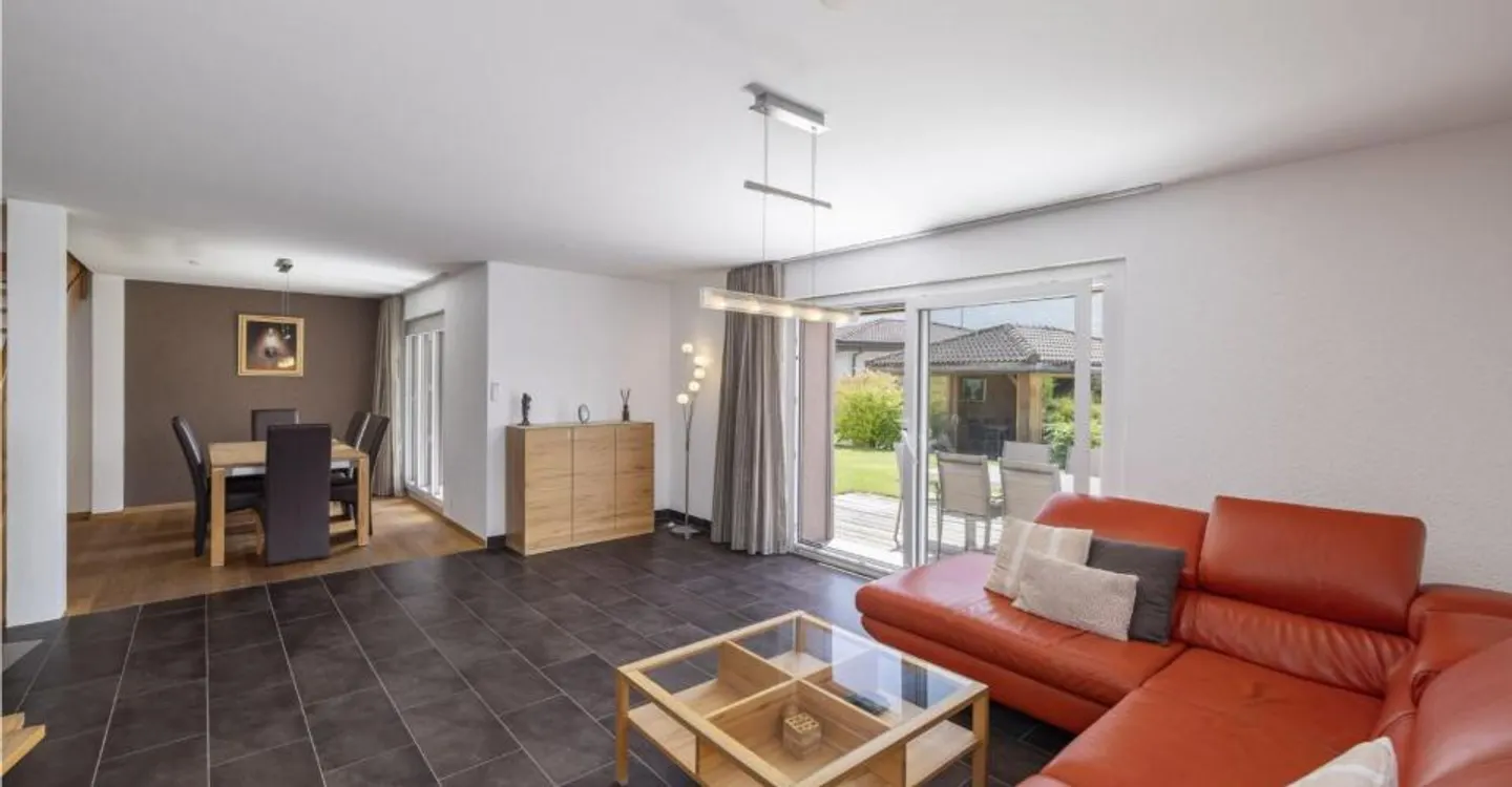 Villa 6,5 Zimmer - Foto 4 von 13