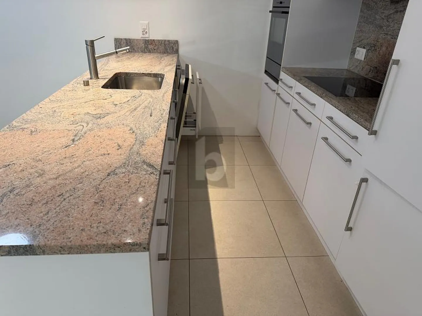 BRIGHT HOUSE IN HISTORIC VILLAGE - Photo 5 of 6