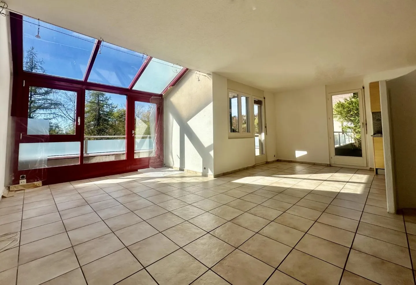 3,5 stanze a La Croix-sur-Lutry con terrazza e balcone - Foto 4 di 9