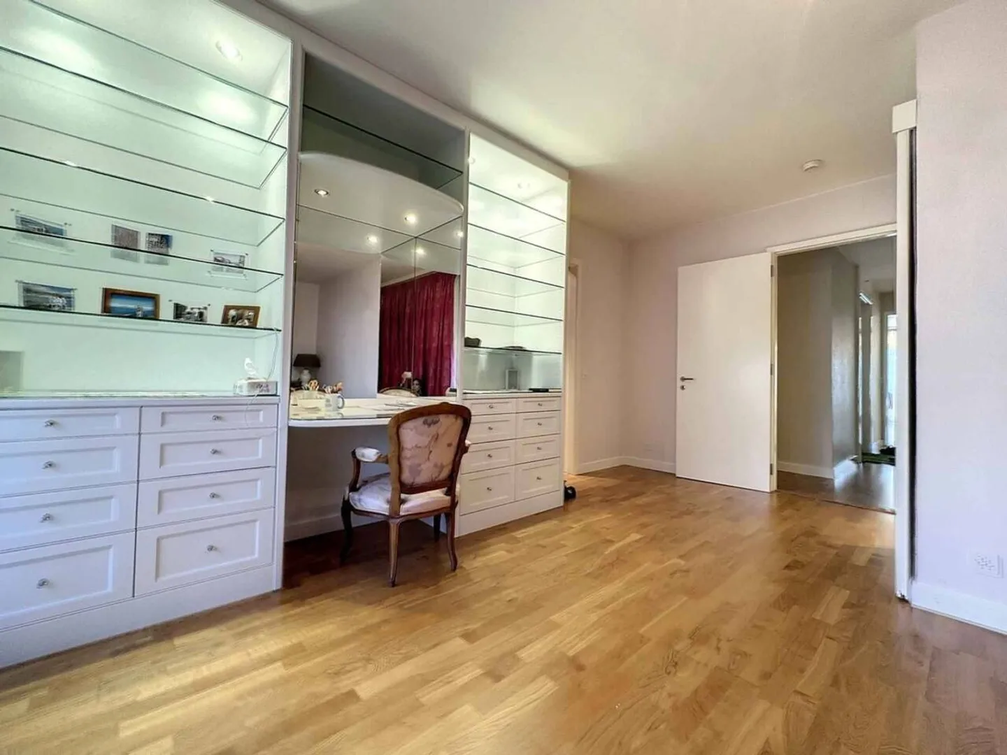 Appartamento di 3 stanze arredato/non arredato - Foto 2 di 6
