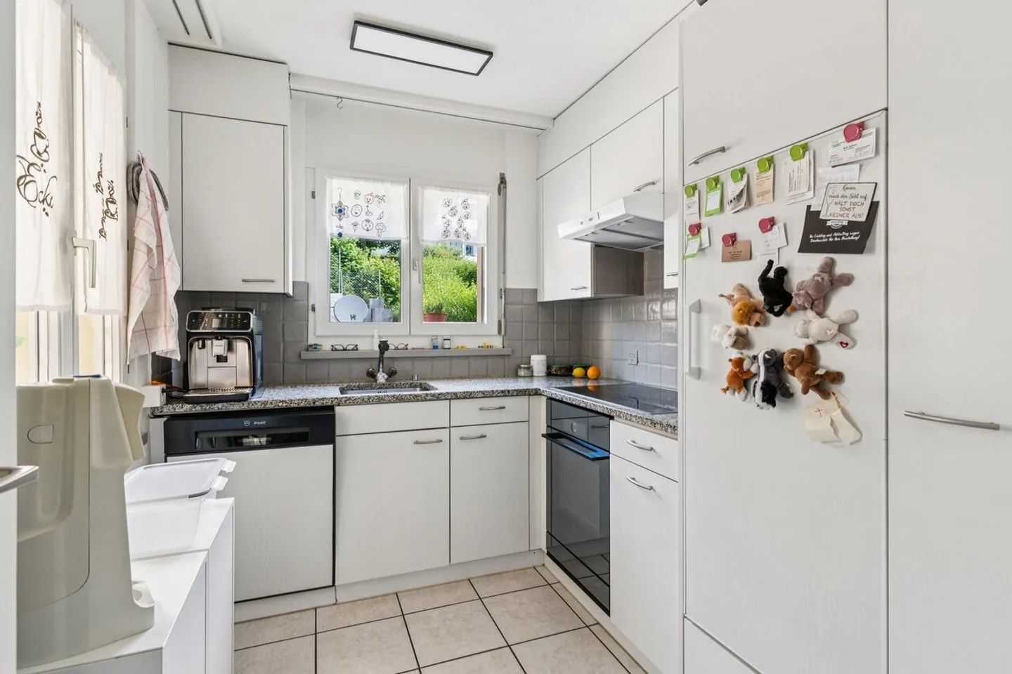 Un luogo per arrivare: Casa a schiera a Dietwil - Foto 4 di 9