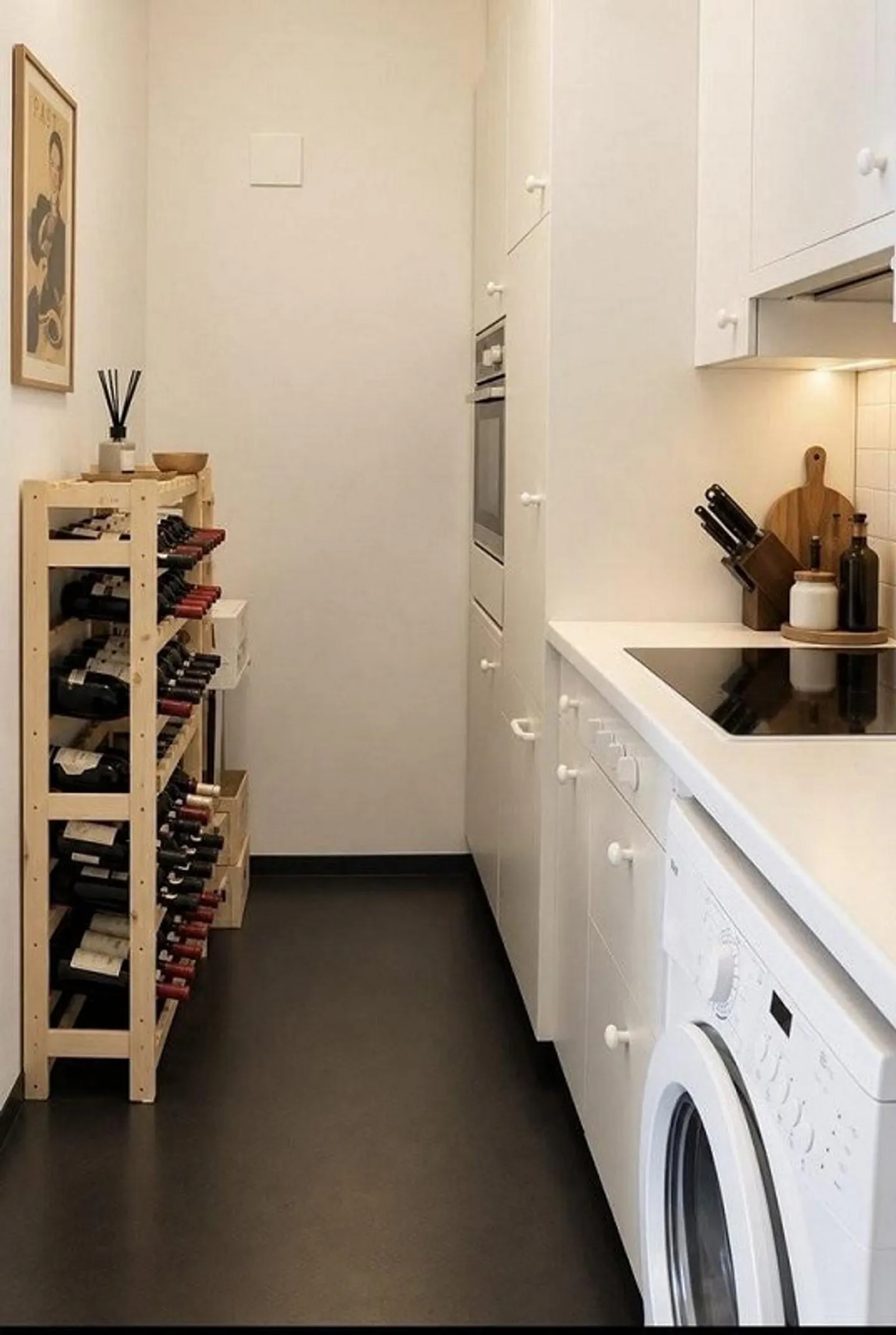 Apartment seeks single - Photo 6 of 10