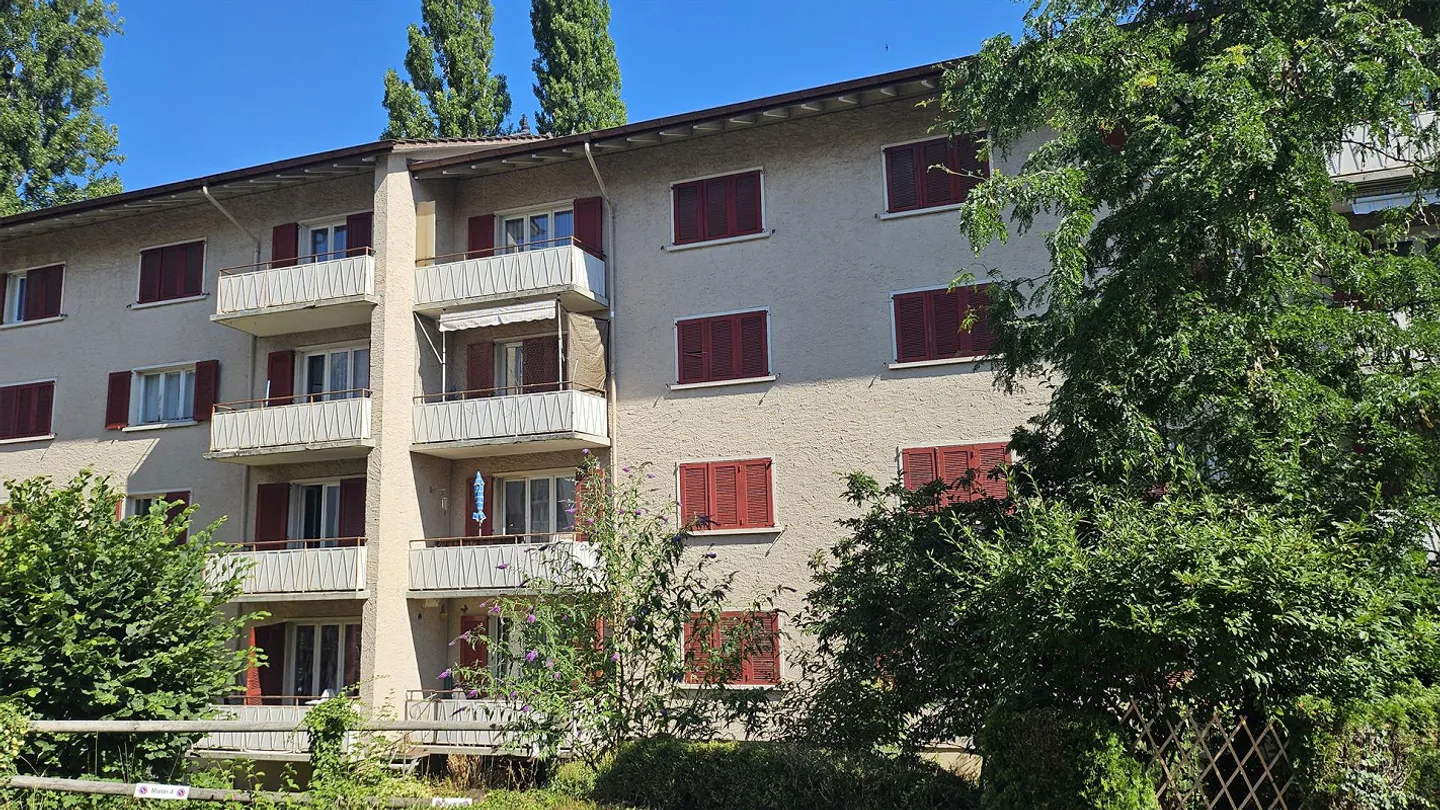 Charming 3.5-room apartment including parking space in a quiet, green location - Photo 3 of 9