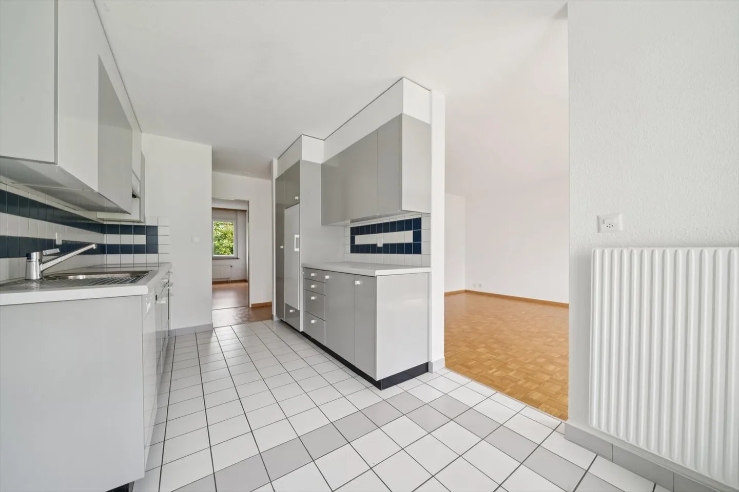 4.5 pces avec terrasse et accès direct au jardin commun - *Caution gratuite* - Photo 4 sur 13