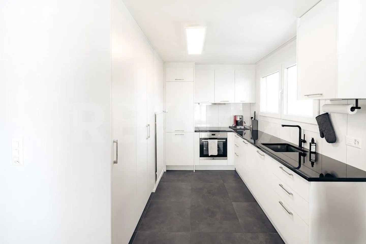 Vie moderne et lumineuse - Appartement de 5,5 pièces fraîchement rénové à Kl... - Photo 4 sur 13