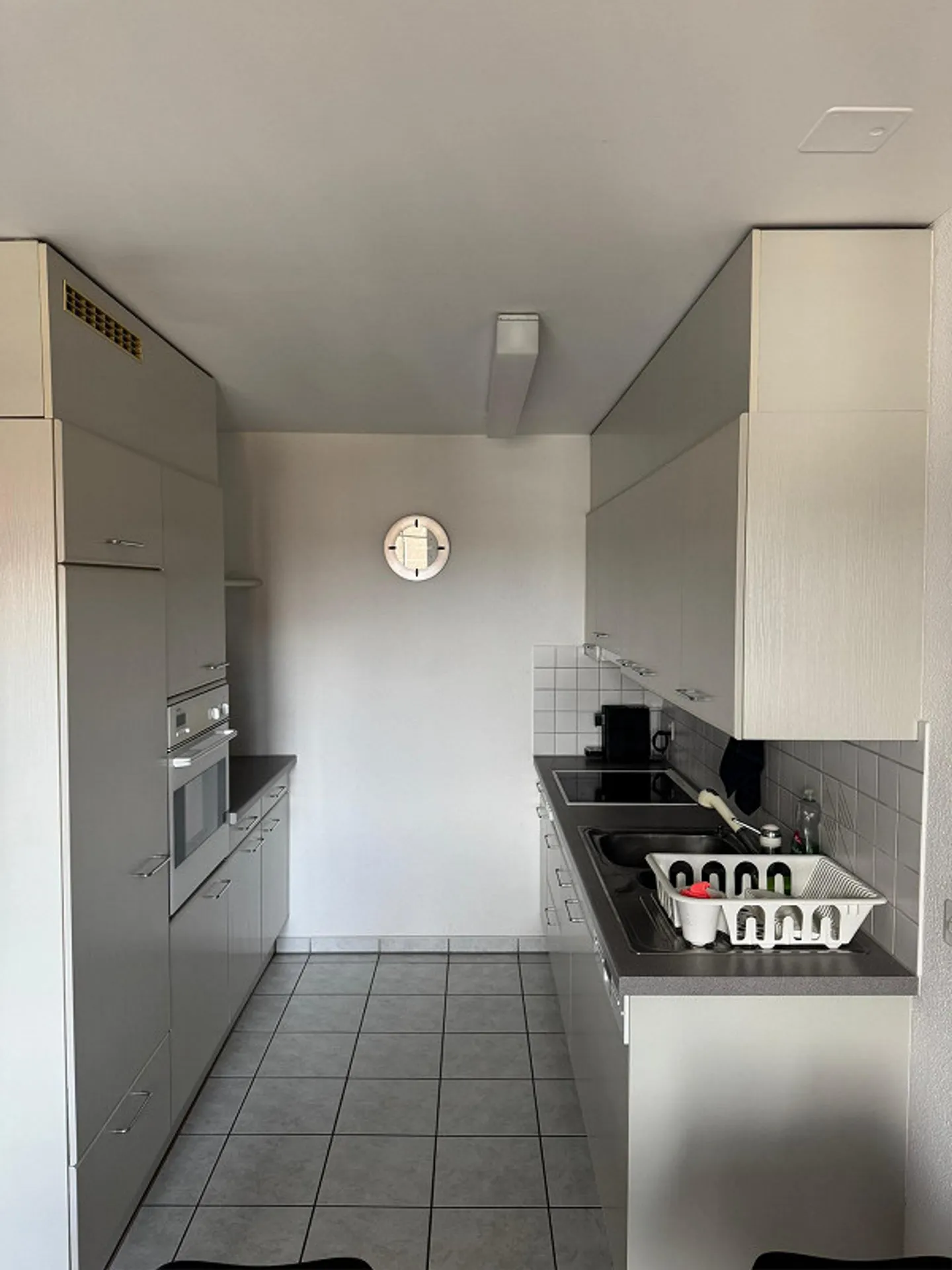 2.5 Room Attic Apartment - Photo 4 of 8