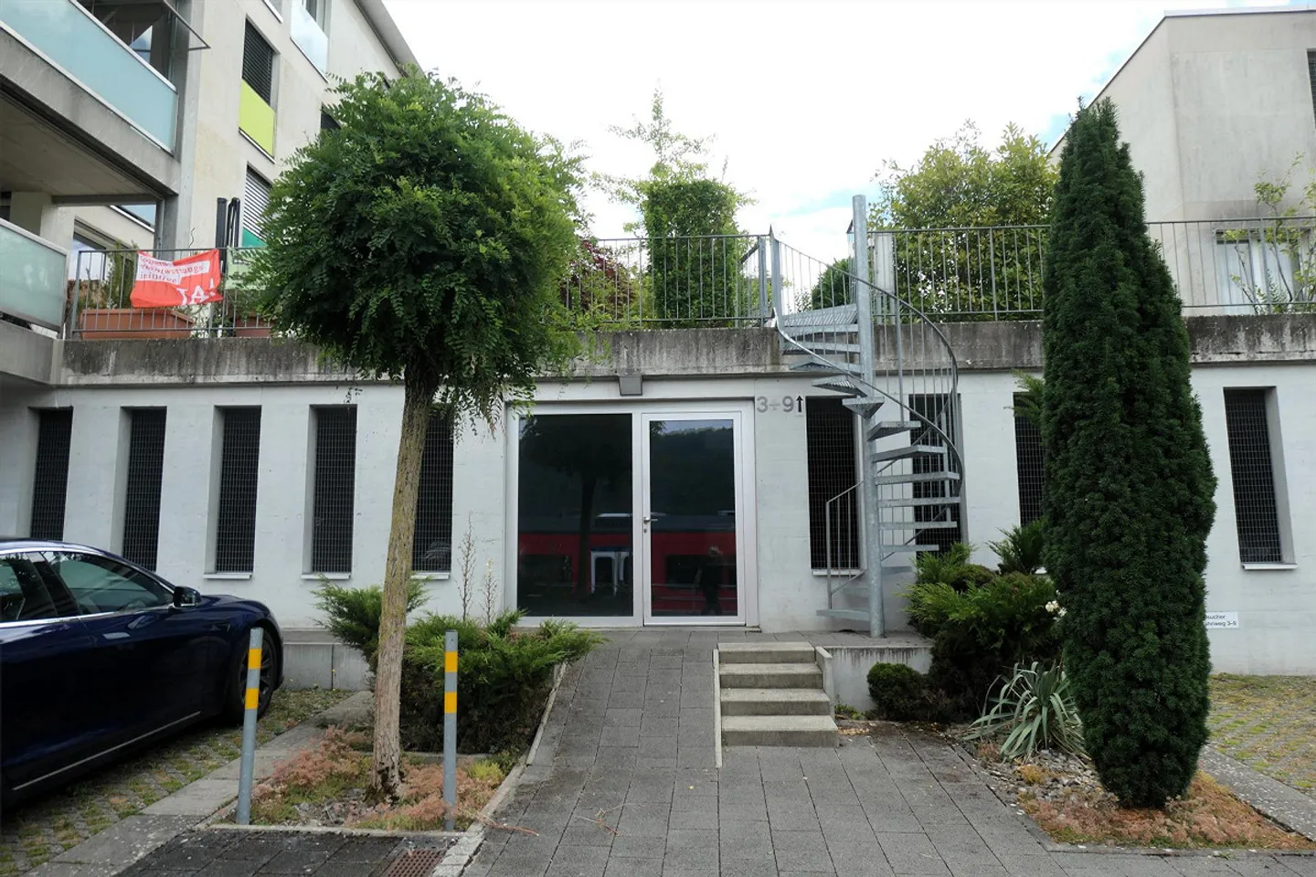Belle appartement de 5,5 pièces au 1er étage avec balcon à Ipsach au bord du lac de Bienne - Photo 8 sur 25