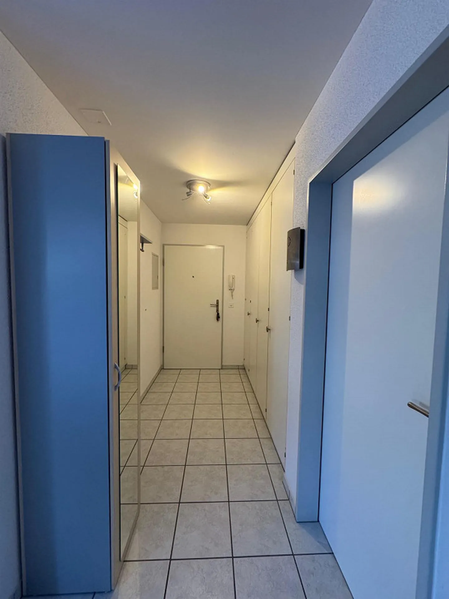 2.5 Room Attic Apartment - Photo 5 of 8