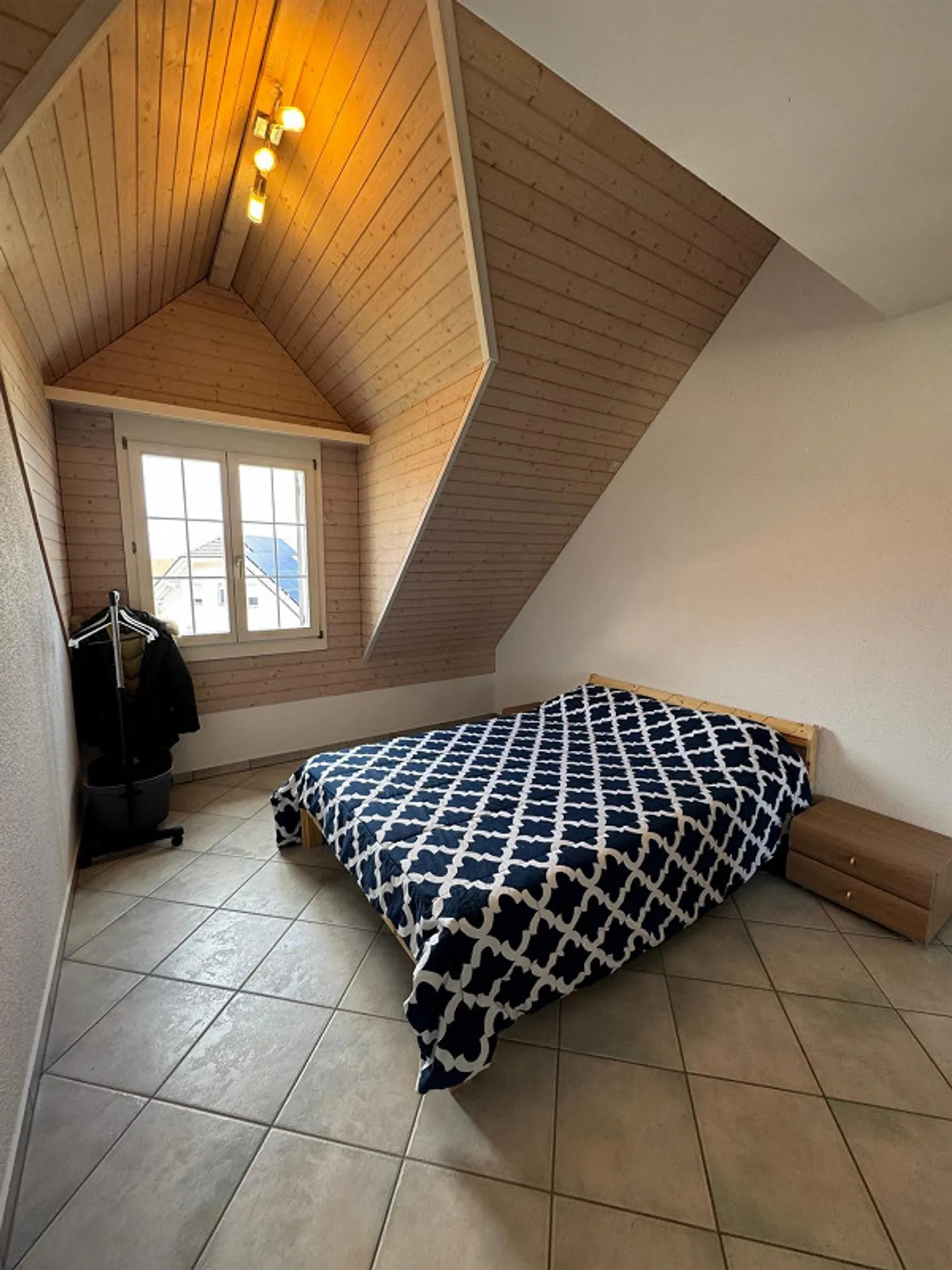 2.5 Room Attic Apartment - Photo 6 of 8