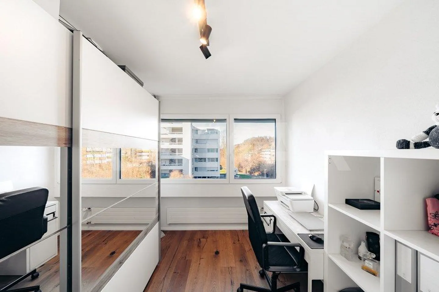 Vie moderne et lumineuse - Appartement de 5,5 pièces fraîchement rénové à Kl... - Photo 12 sur 13