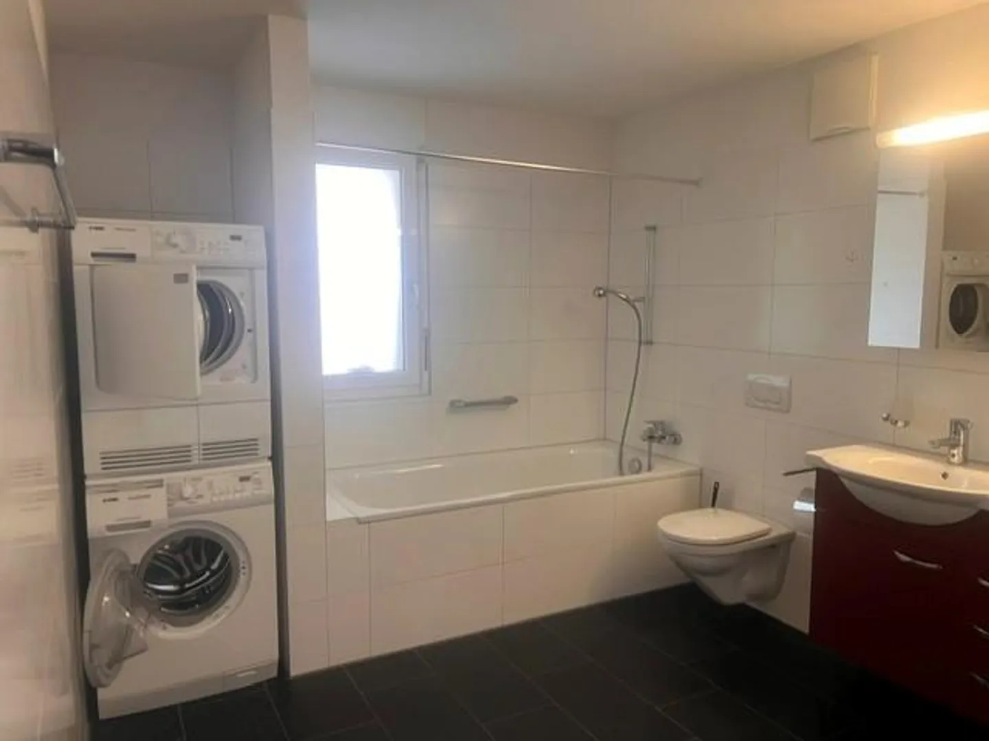 Belle appartement de 5,5 pièces au 1er étage avec balcon à Ipsach au bord du lac de Bienne - Photo 24 sur 25