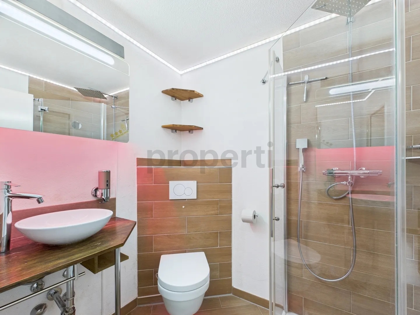 4.5-Room Maisonette Apartment with Charm and Scenic View in Veltheim, AG - Photo 8 of 12