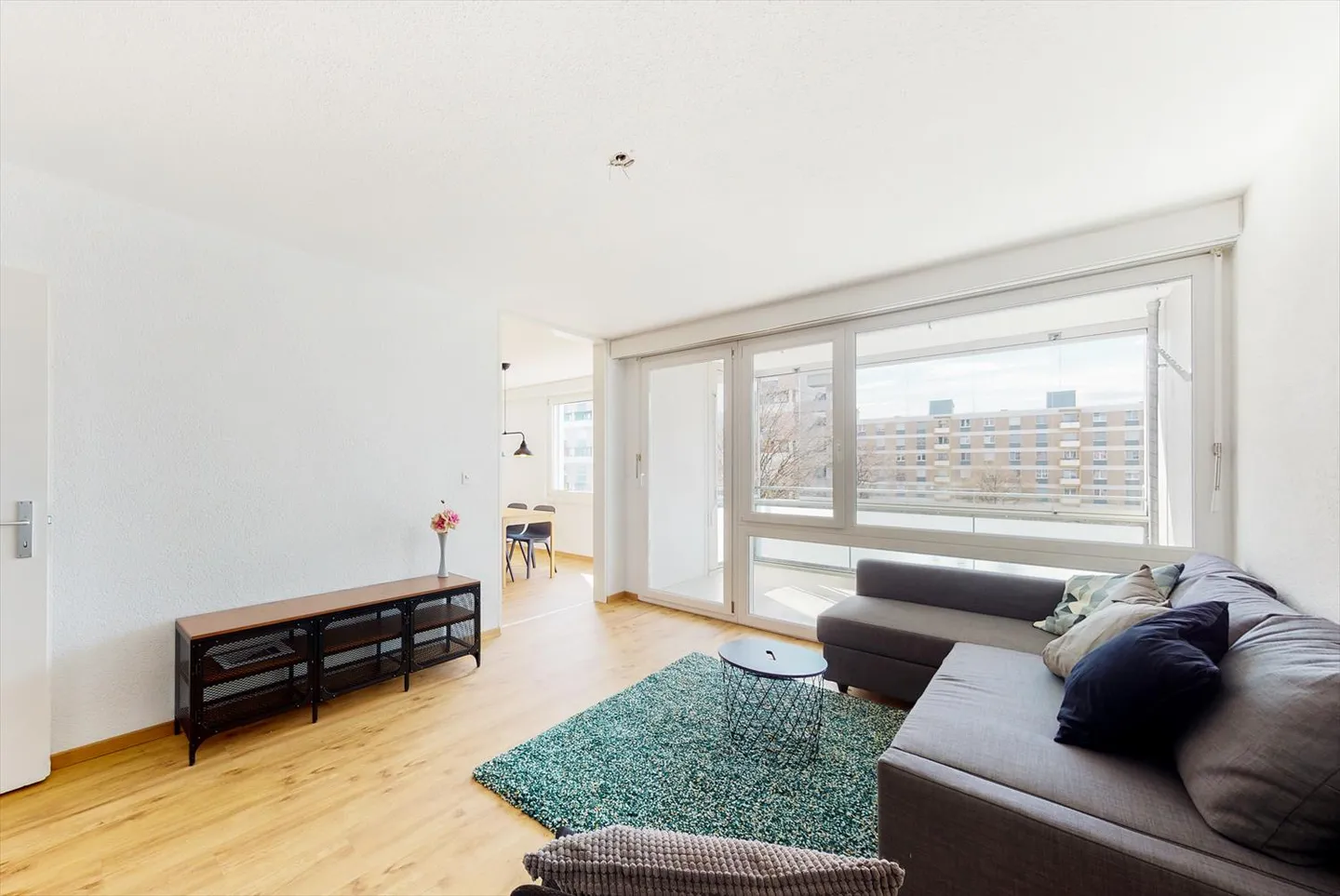 Renovierte Wohnung mit idealen Verkehrsanbindungen - Photo 8 sur 13