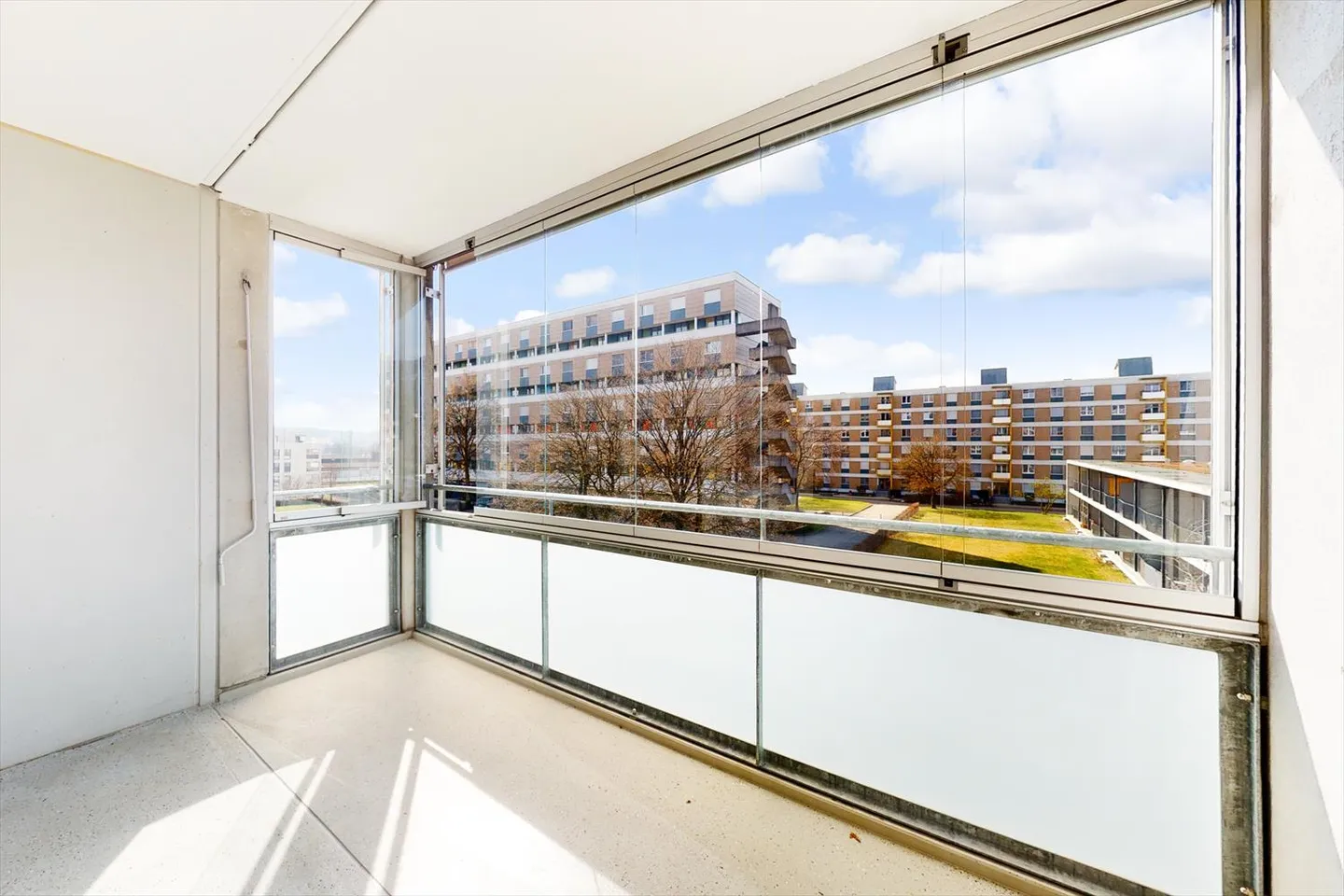 Renovierte Wohnung mit idealen Verkehrsanbindungen - Photo 11 sur 13