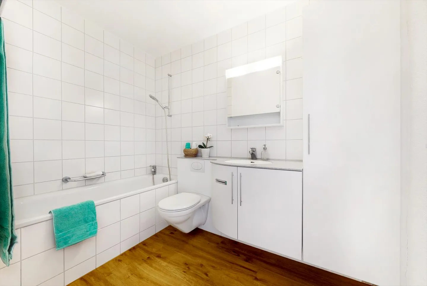 Renovierte Wohnung mit idealen Verkehrsanbindungen - Photo 12 sur 13