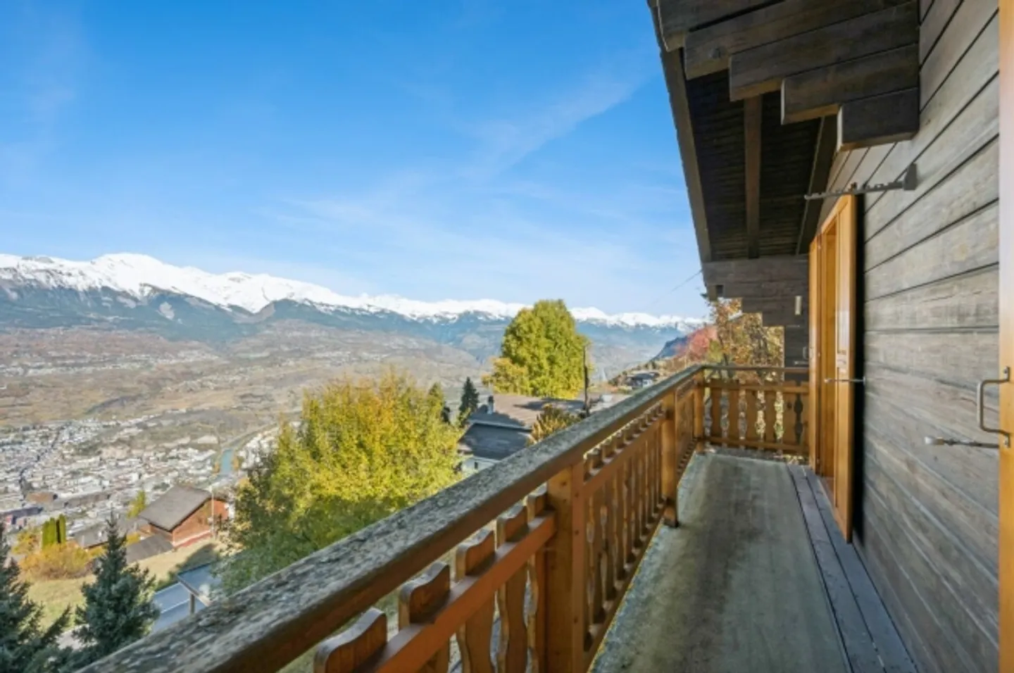 4.5-Zimmer-Chalet mit Dependance und Panoramablick über die Walliser Bergwelt - Photo 12 sur 13