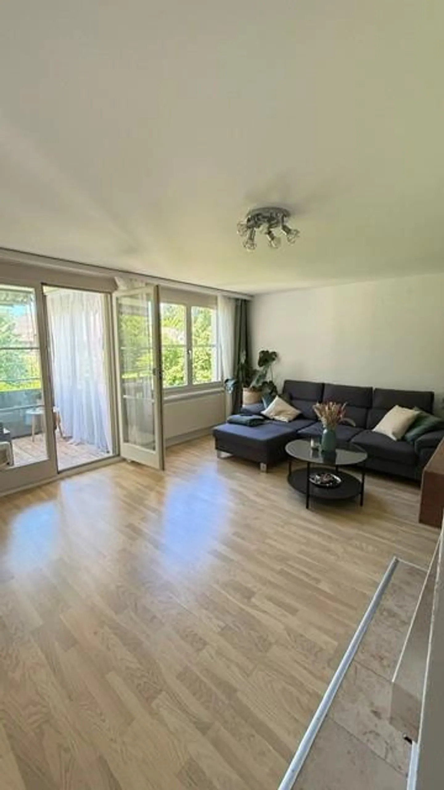 Appartamento 3.5 locali al 1° piano a Tübach con vista lago - Foto 1 di 3