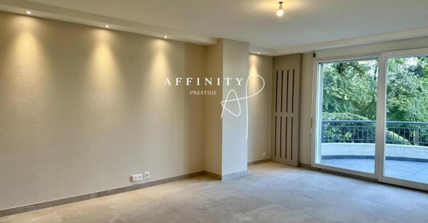 APPARTEMENT DUPLEX 7 PIÈCES RÉNOVÉ AVEC JARDIN PRIVATIF - Foto 6 von 12