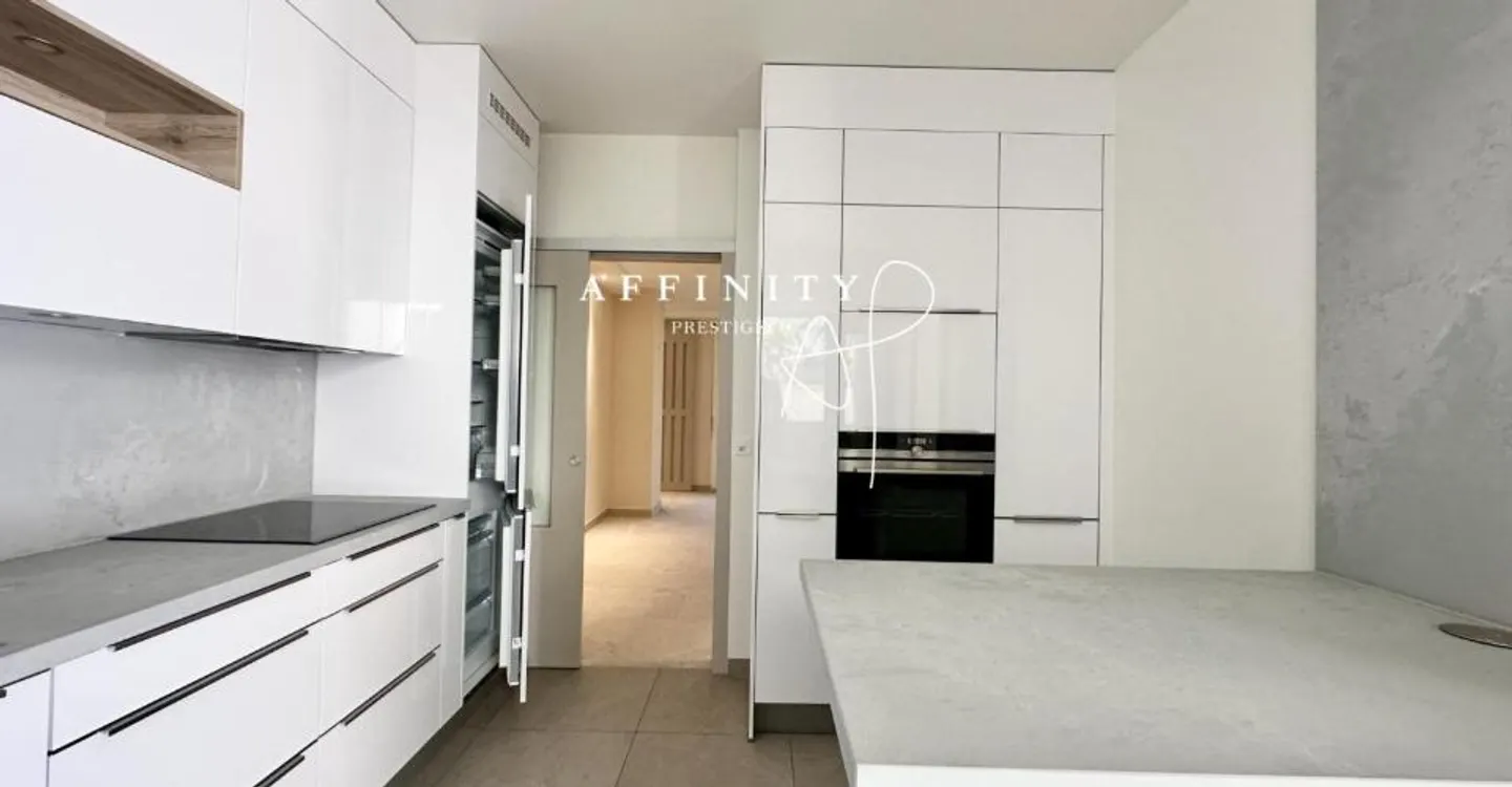 APPARTEMENT DUPLEX 7 PIÈCES RÉNOVÉ AVEC JARDIN PRIVATIF - Foto 7 von 12
