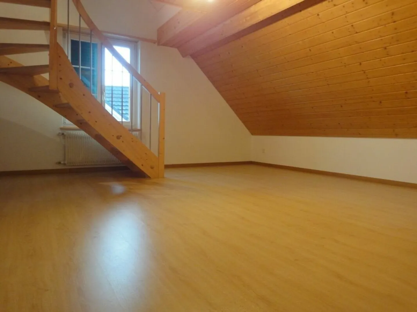 2.5 Room Apartment - Photo 3 of 5