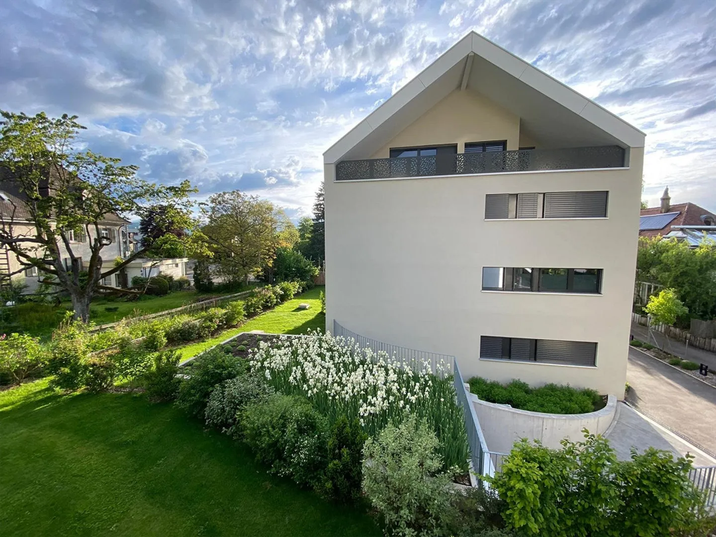 Luxuswohnung mit Terrasse - Foto 2 von 17