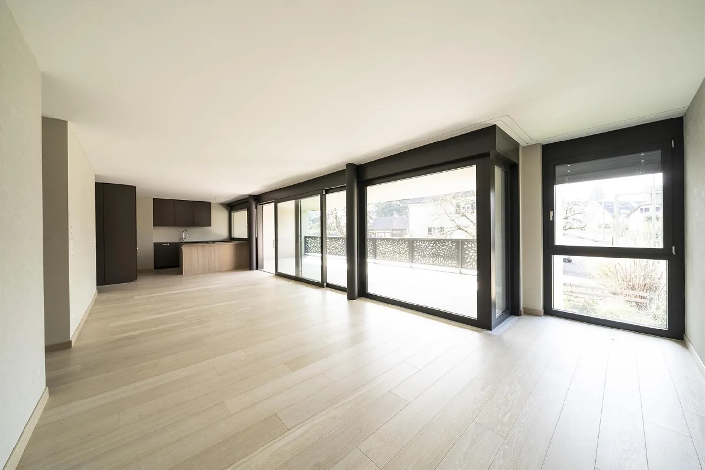 Luxuswohnung mit Terrasse - Foto 5 von 17