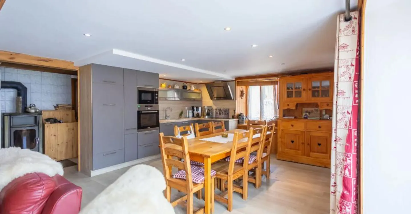 Charmantes Haus mit 2 Wohnungen in Albeuve - Foto 5 von 18