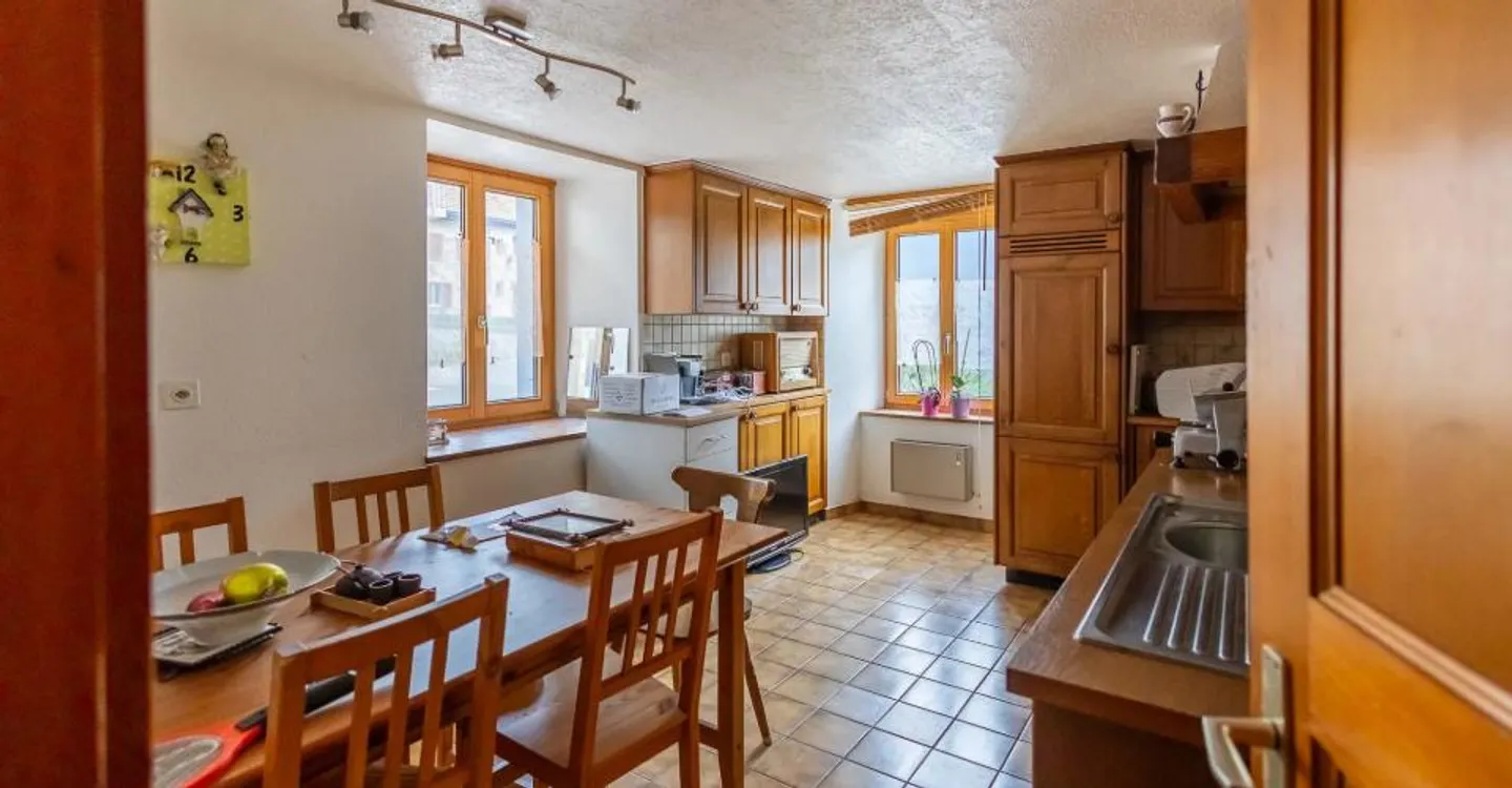 Charmantes Haus mit 2 Wohnungen in Albeuve - Foto 18 von 18