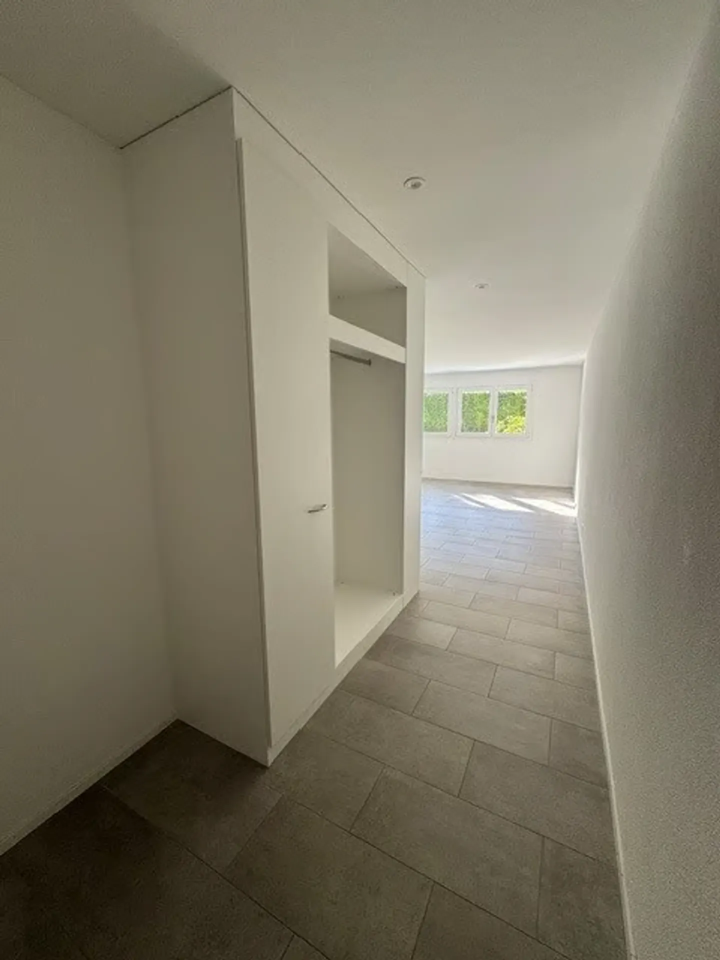 Modern 3.5-room apartment on the ground floor - Photo 3 of 10
