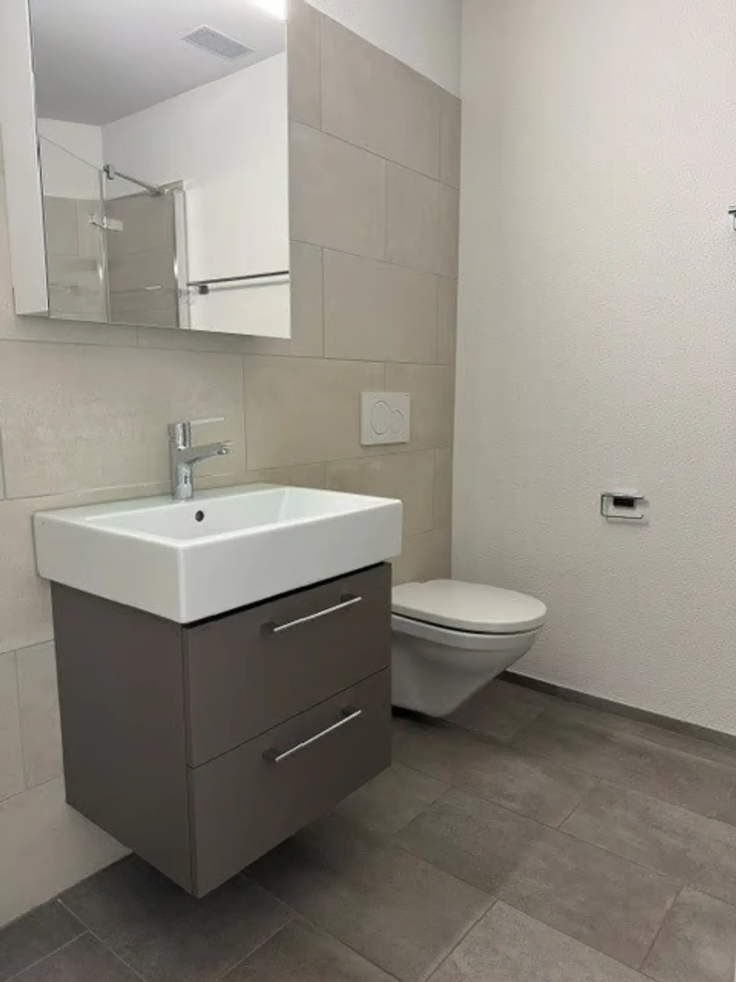Modern 3.5-room apartment on the ground floor - Photo 8 of 10