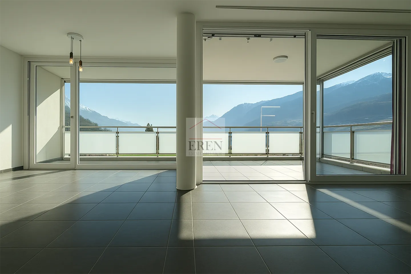 Magnificent and bright 3.5 rooms with large glass terrace with sliding glass - Photo 11 of 13